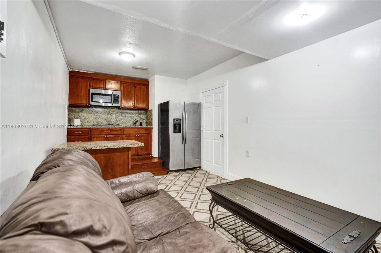 14824 SW 180th St, Miami, FL 33187 Photo