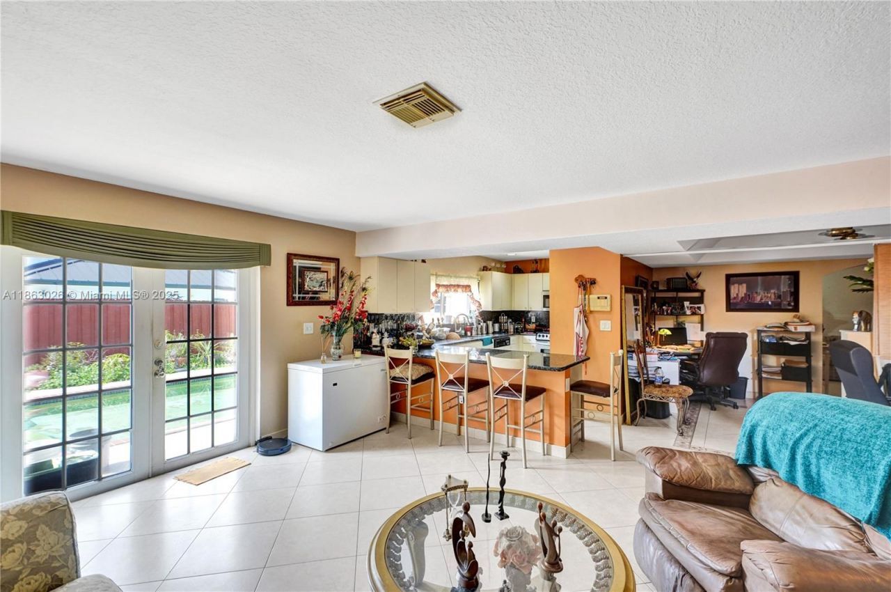 14824 SW 180th St, Miami, FL 33187 Photo