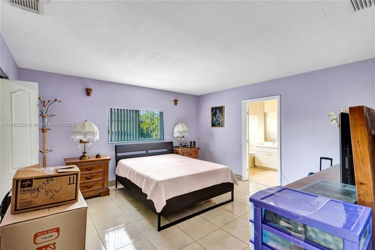 14824 SW 180th St, Miami, FL 33187 Photo