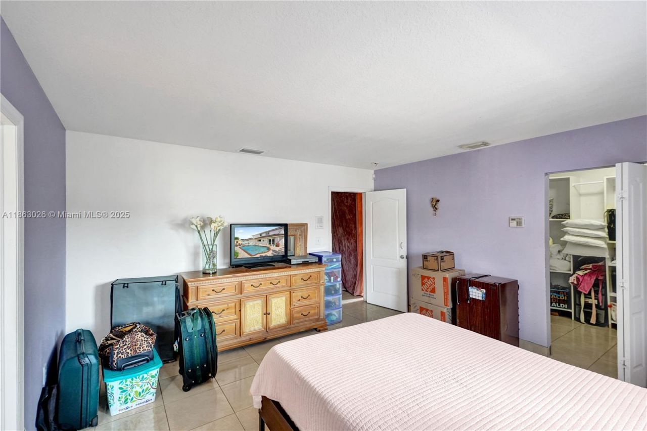 14824 SW 180th St, Miami, FL 33187 Photo