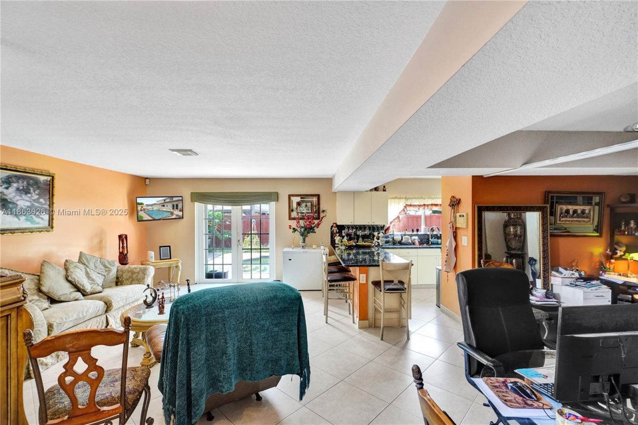 14824 SW 180th St, Miami, FL 33187 Photo