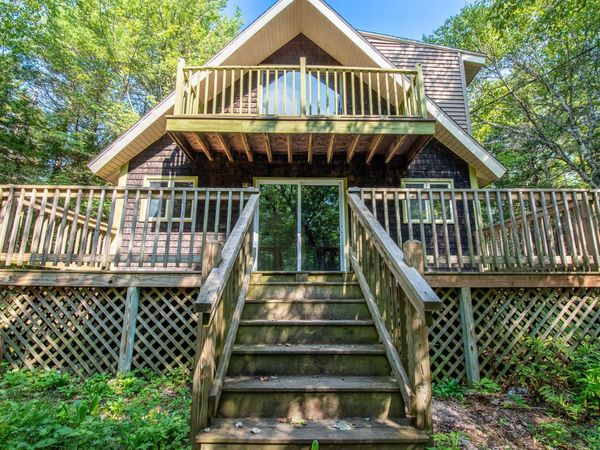 14 Pinkie Lane, Southport, ME 04576