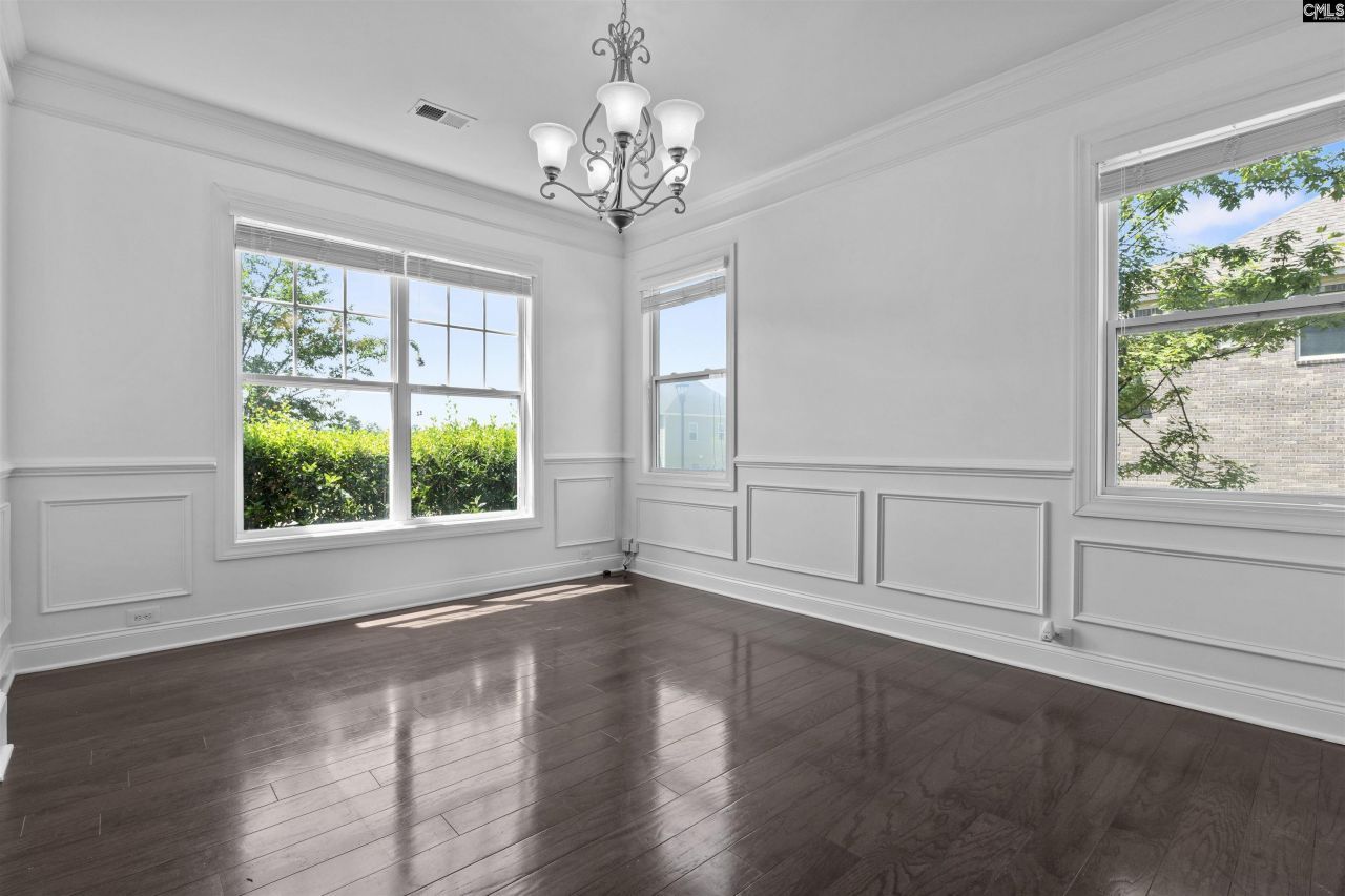 1006 Valley Estate Drive Photo 5