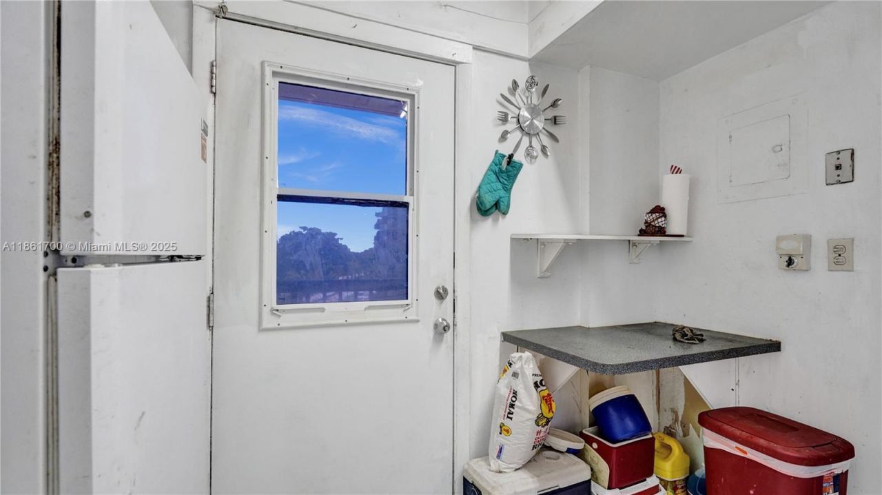 3101 N Country Club Dr, Unit 401, Aventura, FL 33180 Photo