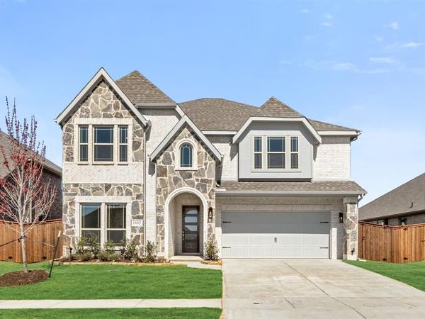 1605 Community Drive, Cedar Hill, TX 75116