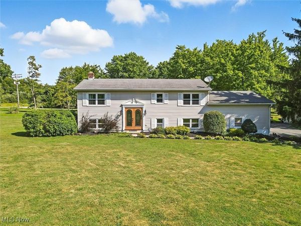 15744 Rock Creek Road, Thompson, OH 44086