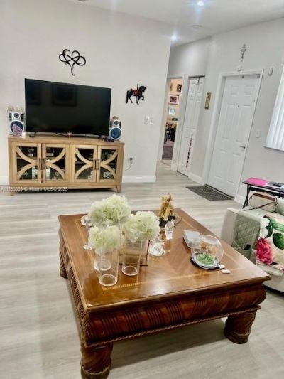 364 NE 25th Pl, Unit 103, Homestead, FL 33033 Photo