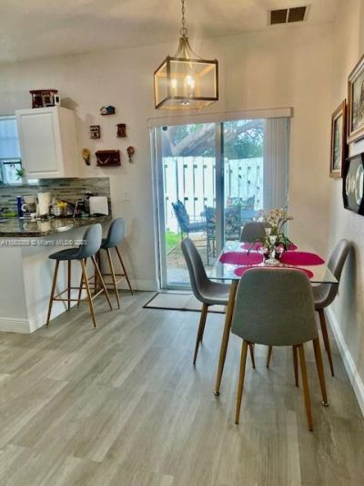 364 NE 25th Pl, Unit 103, Homestead, FL 33033 Photo