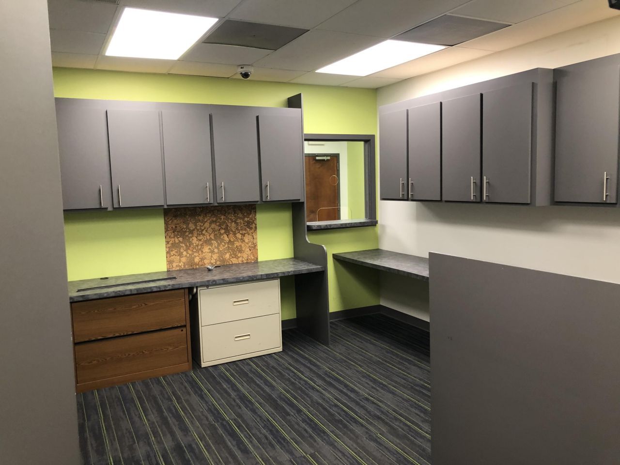 1384 Remount Road Photo 4