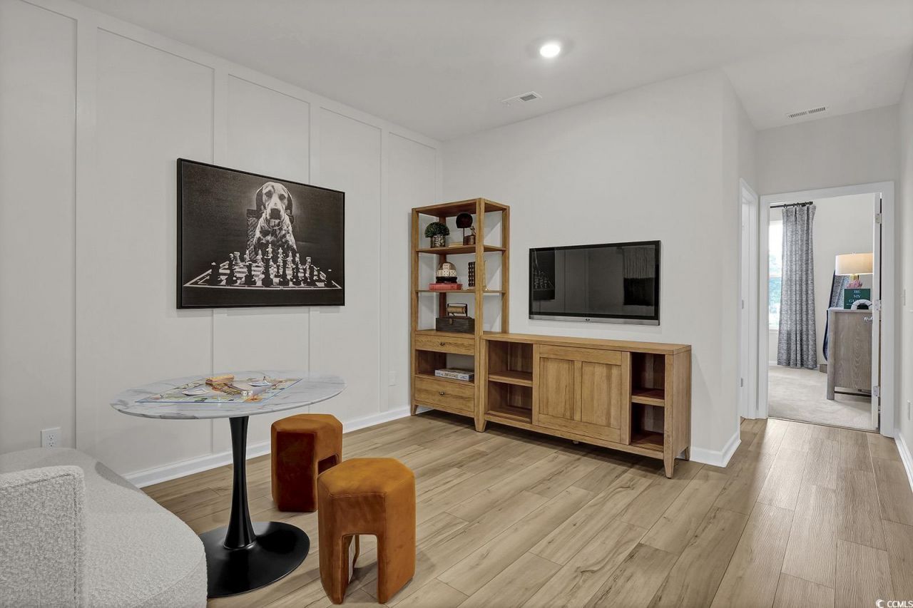 408 Ireland Way Photo 14