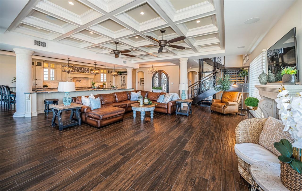 17824 Lee Avenue, Redington Shores, FL 33708 Photo