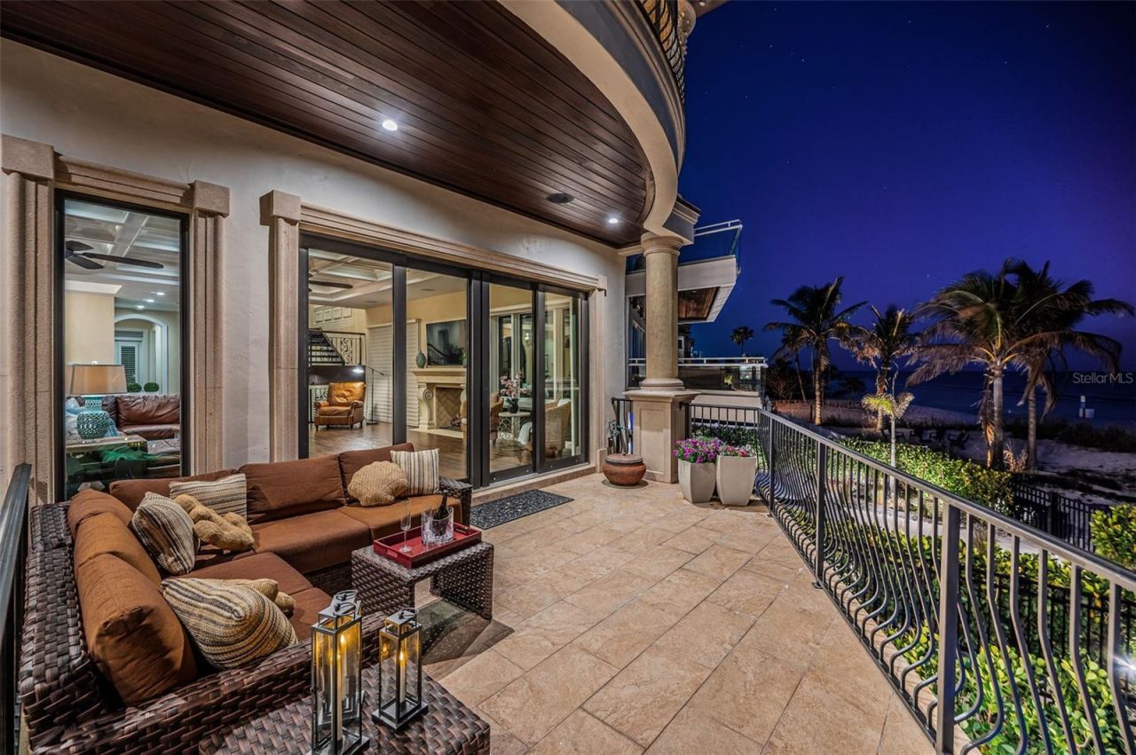 17824 Lee Avenue, Redington Shores, FL 33708 Photo