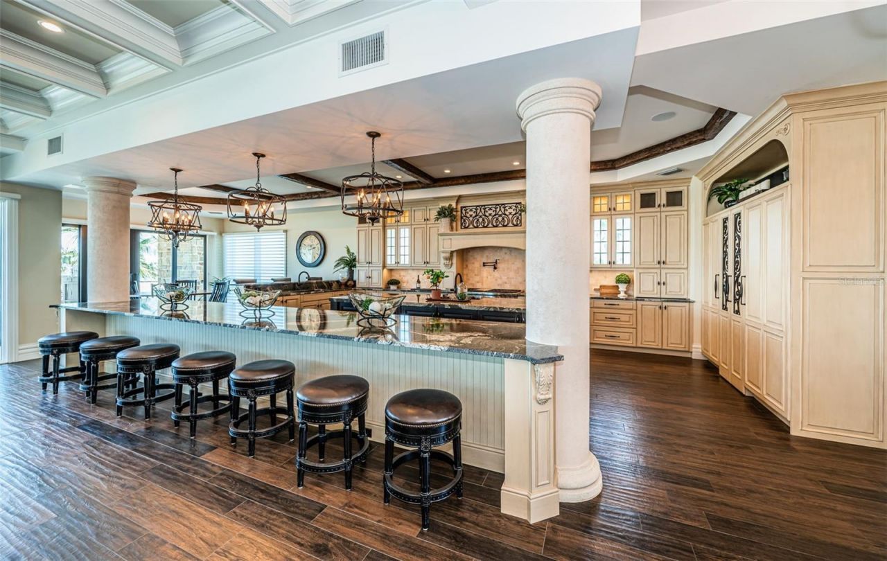 17824 Lee Avenue, Redington Shores, FL 33708 Photo