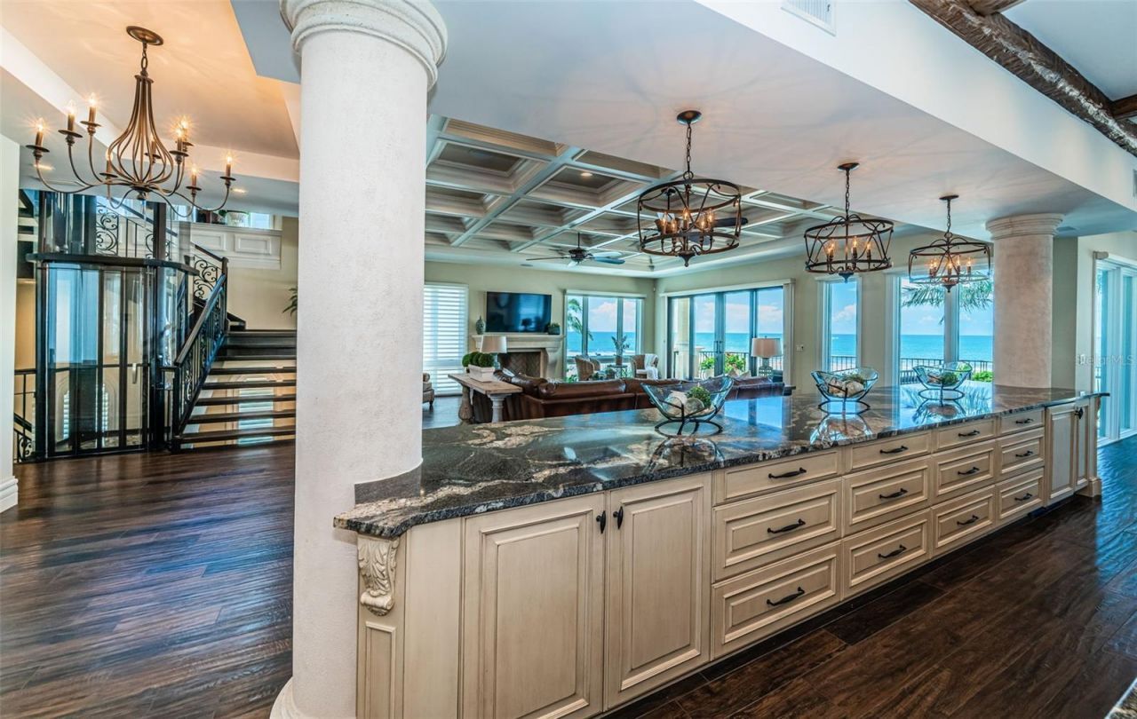 17824 Lee Avenue, Redington Shores, FL 33708 Photo