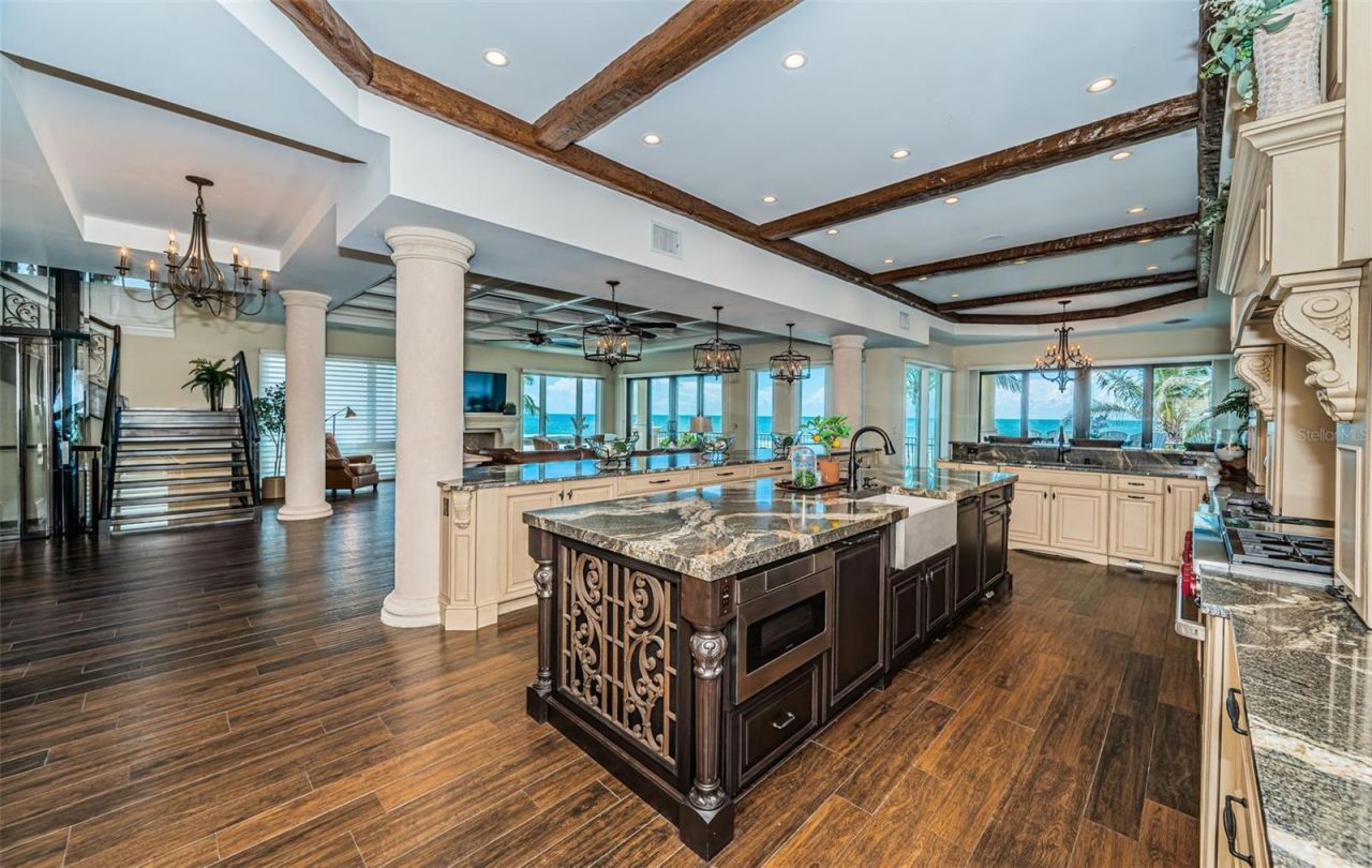 17824 Lee Avenue, Redington Shores, FL 33708 Photo