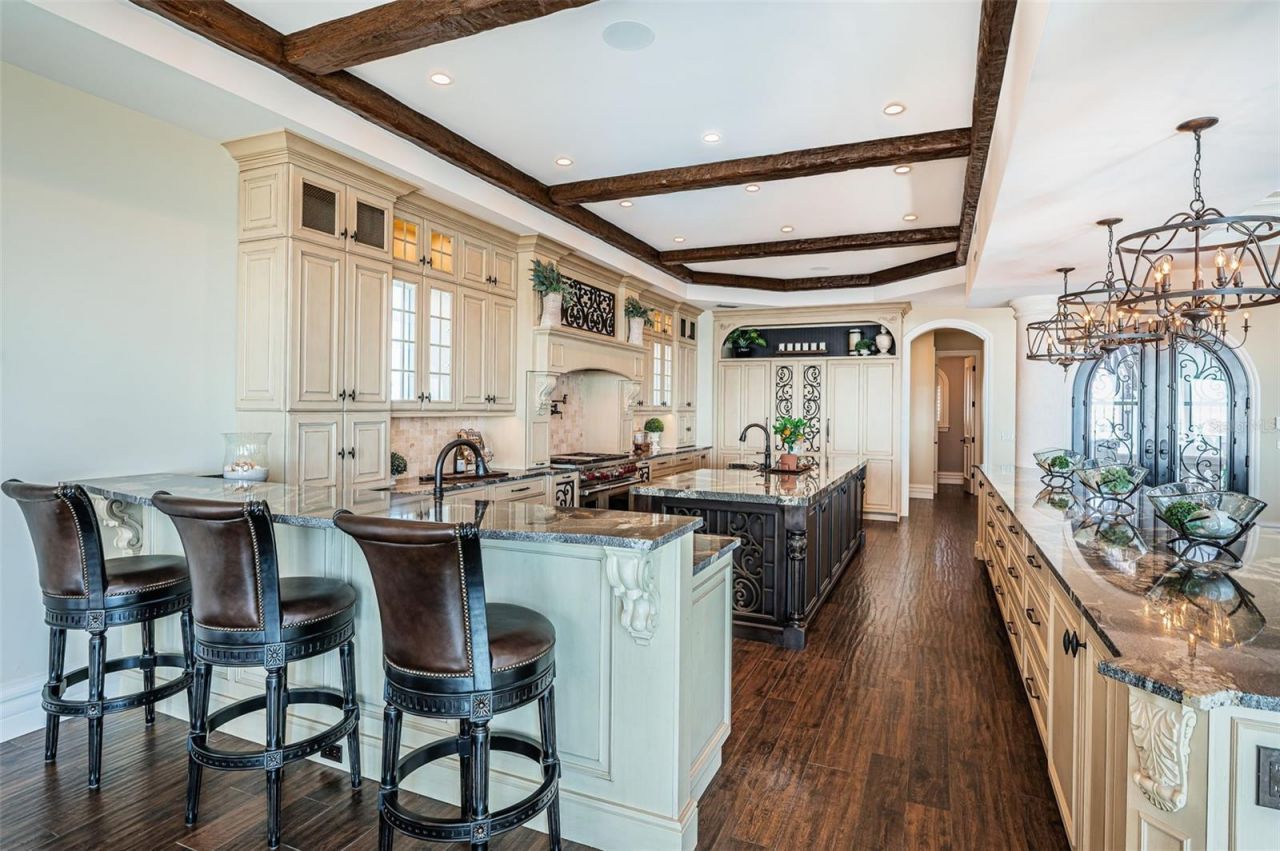 17824 Lee Avenue, Redington Shores, FL 33708 Photo