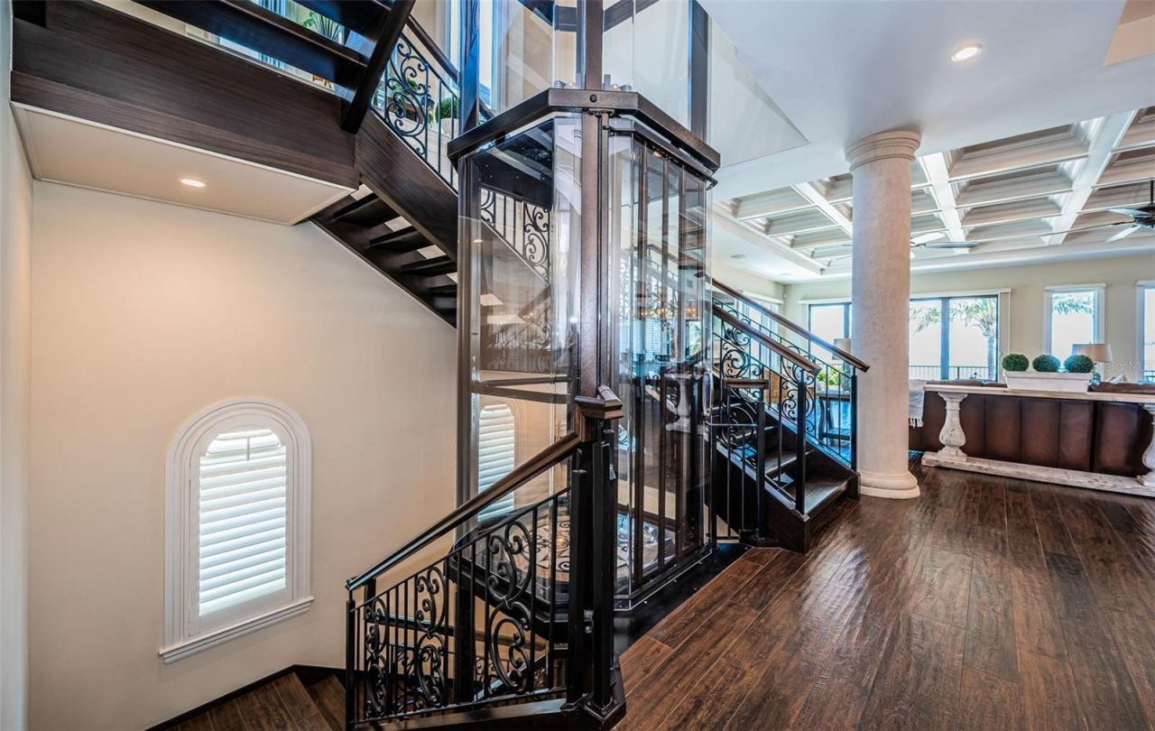 17824 Lee Avenue, Redington Shores, FL 33708 Photo