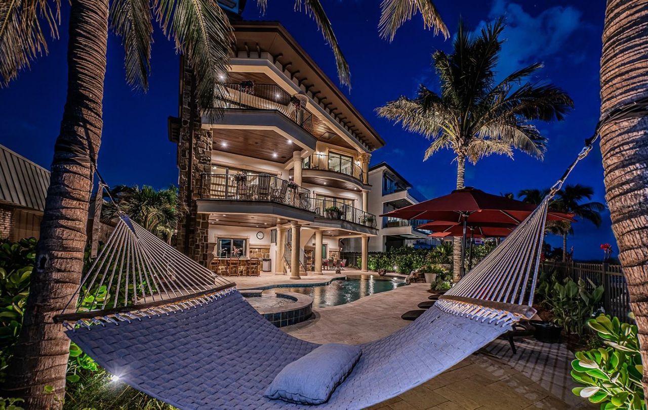 17824 Lee Avenue, Redington Shores, FL 33708 Photo