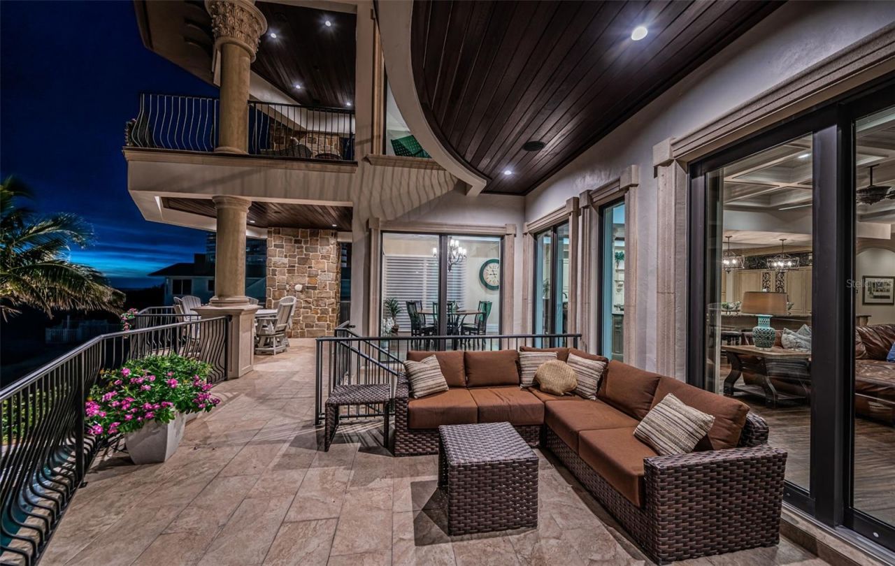 17824 Lee Avenue, Redington Shores, FL 33708 Photo