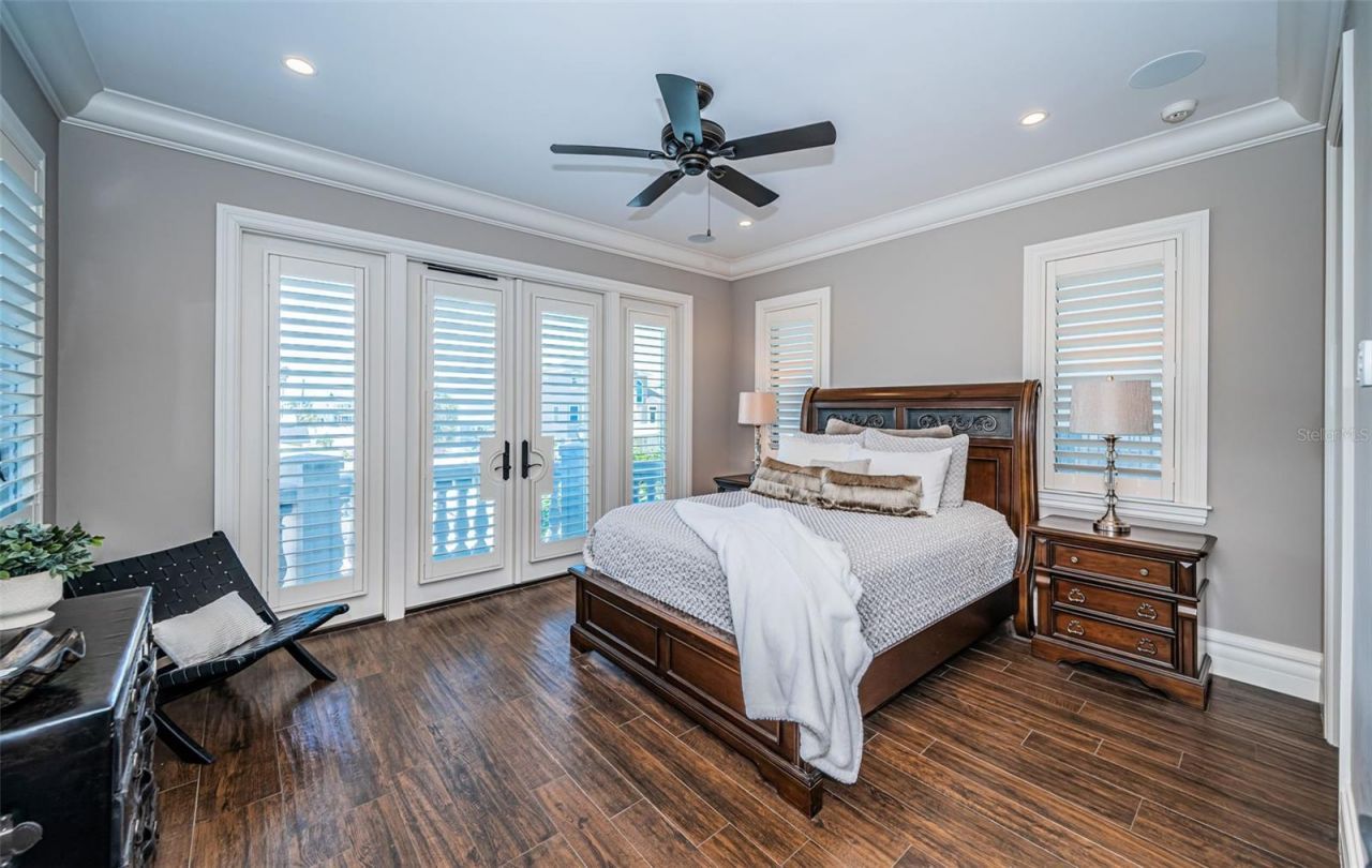 17824 Lee Avenue, Redington Shores, FL 33708 Photo