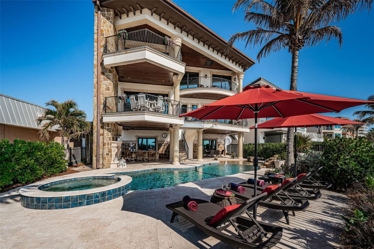 17824 Lee Avenue, Redington Shores, FL 33708 Photo