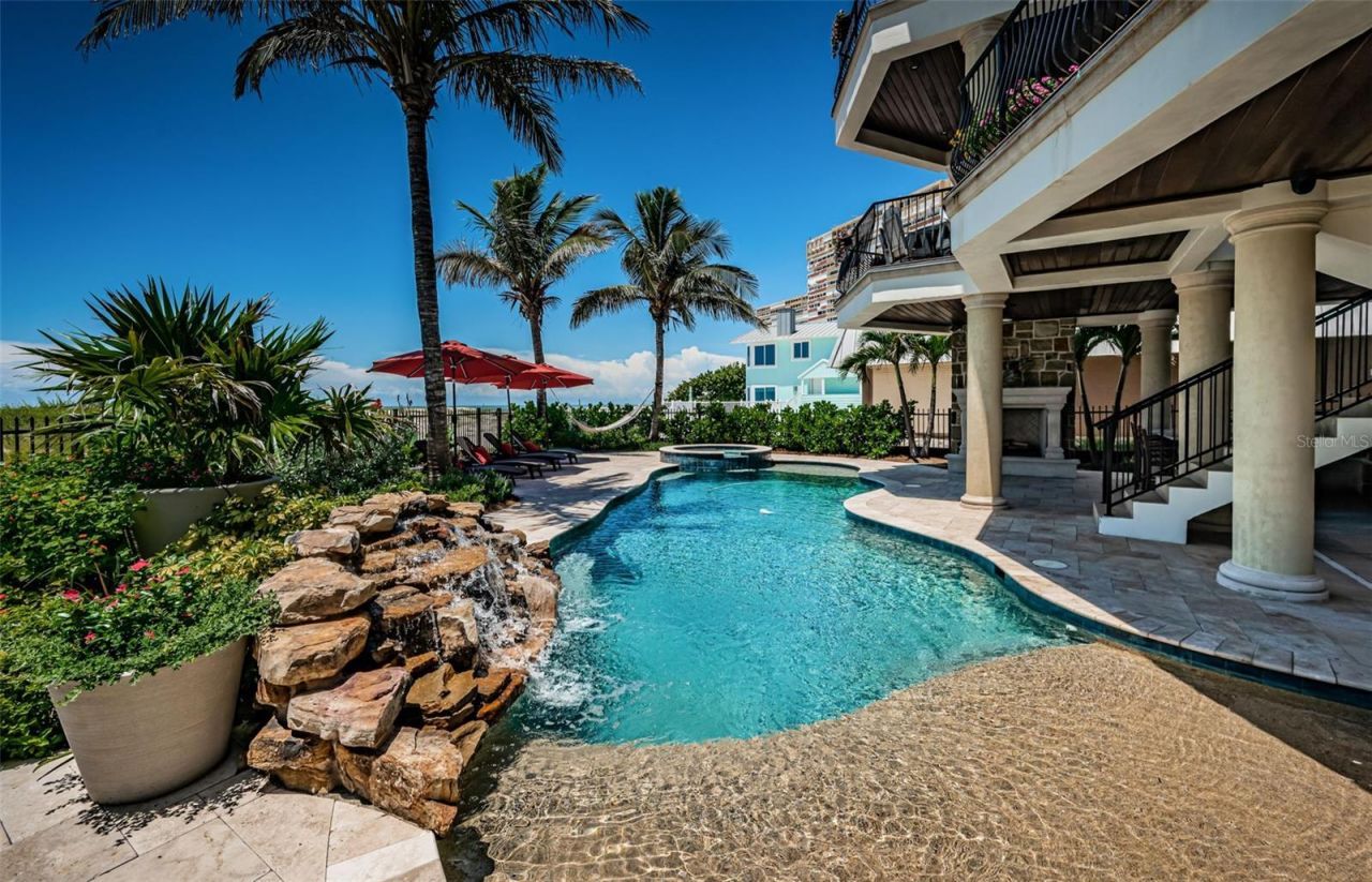 17824 Lee Avenue, Redington Shores, FL 33708 Photo