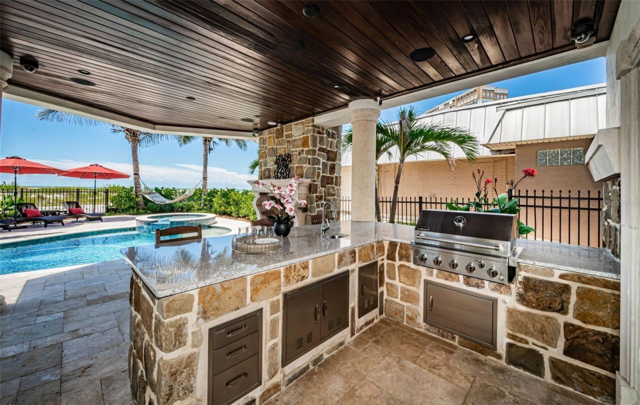 17824 Lee Avenue, Redington Shores, FL 33708 Photo