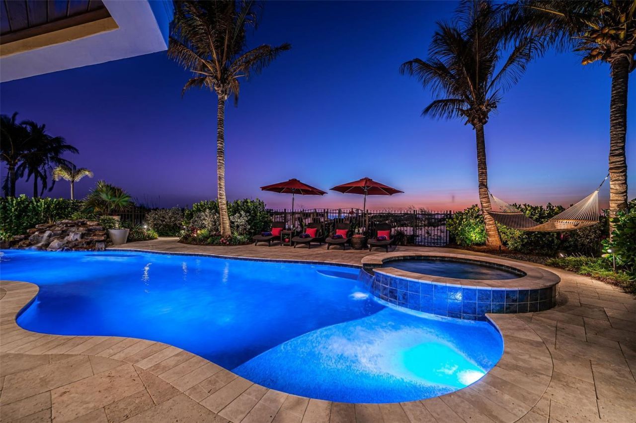 17824 Lee Avenue, Redington Shores, FL 33708 Photo