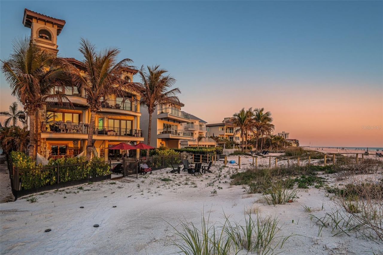 17824 Lee Avenue, Redington Shores, FL 33708 Photo