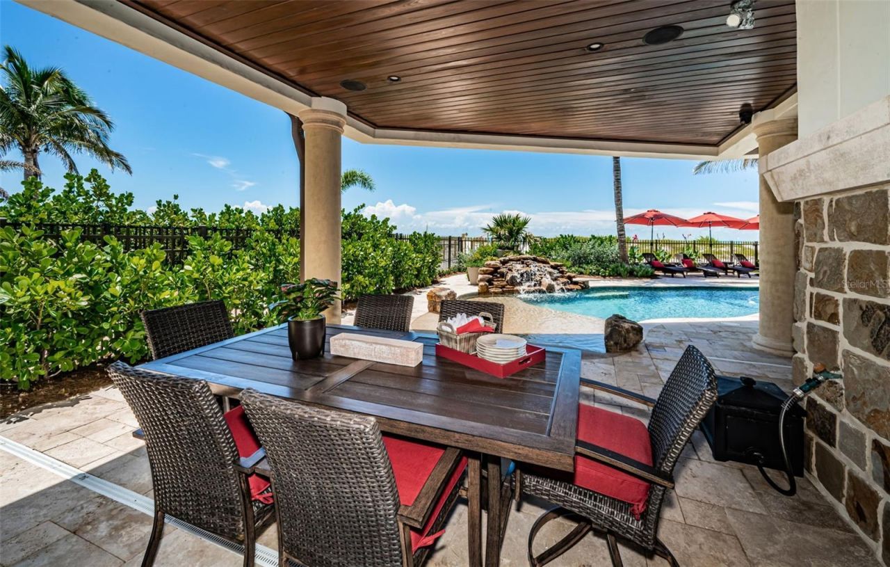 17824 Lee Avenue, Redington Shores, FL 33708 Photo