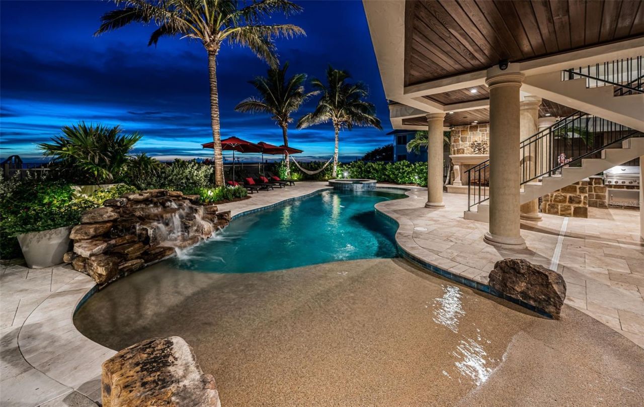 17824 Lee Avenue, Redington Shores, FL 33708 Photo