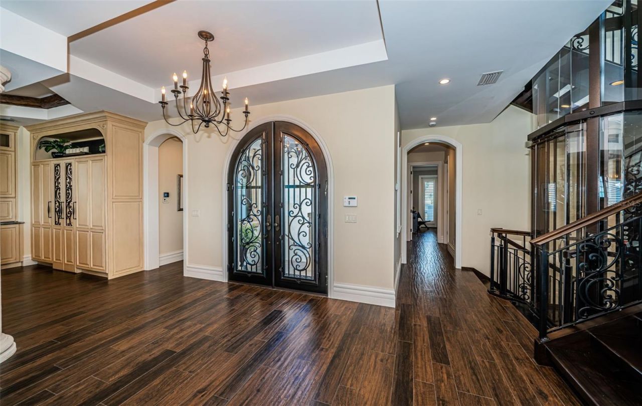 17824 Lee Avenue, Redington Shores, FL 33708 Photo