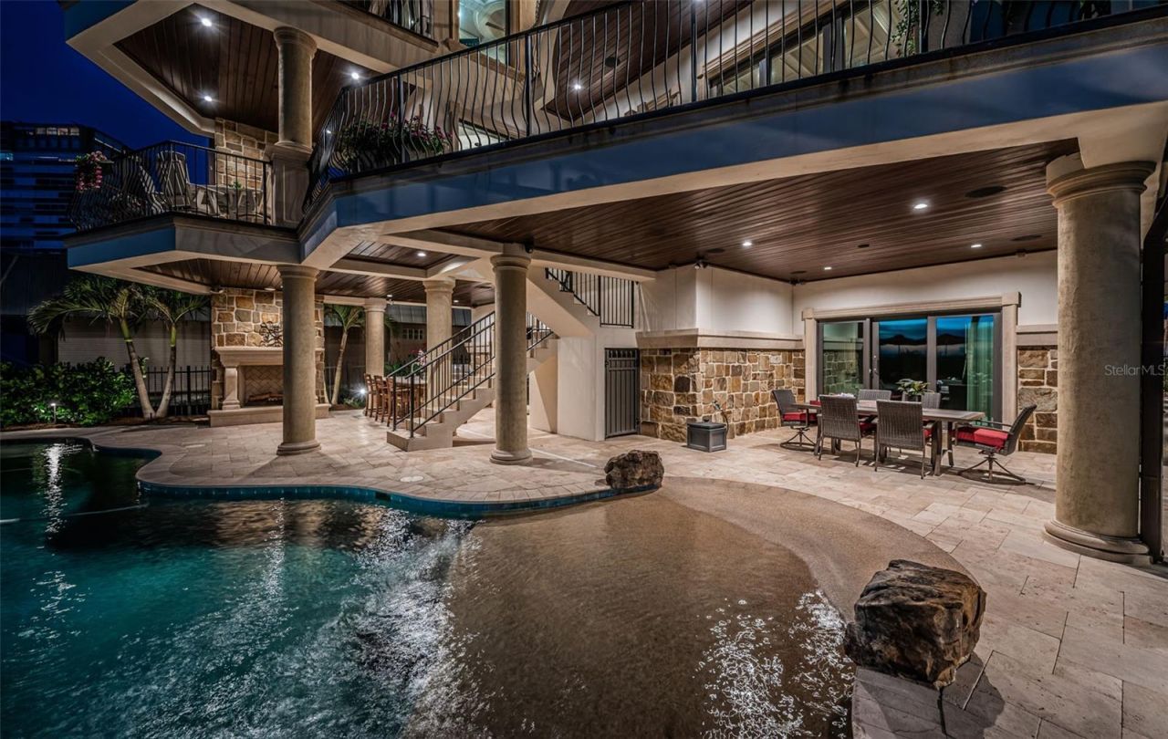 17824 Lee Avenue, Redington Shores, FL 33708 Photo