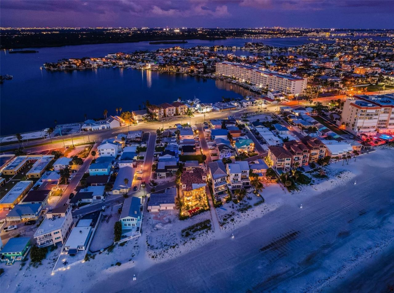 17824 Lee Avenue, Redington Shores, FL 33708 Photo