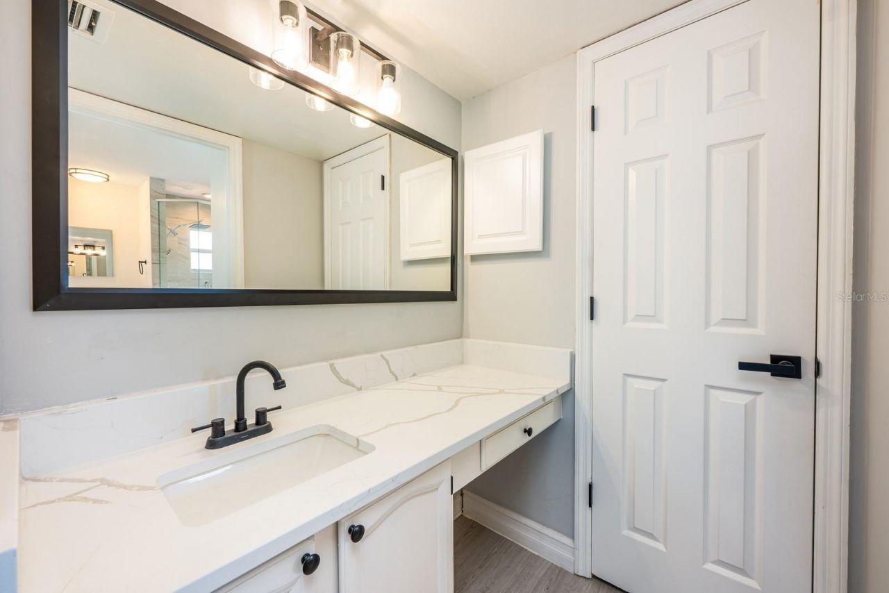 524 Glen Grove Lane, Orlando, FL 32839 Photo