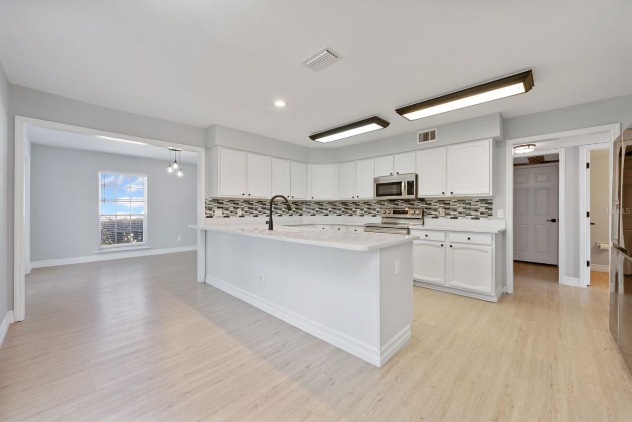 524 Glen Grove Lane, Orlando, FL 32839 Photo