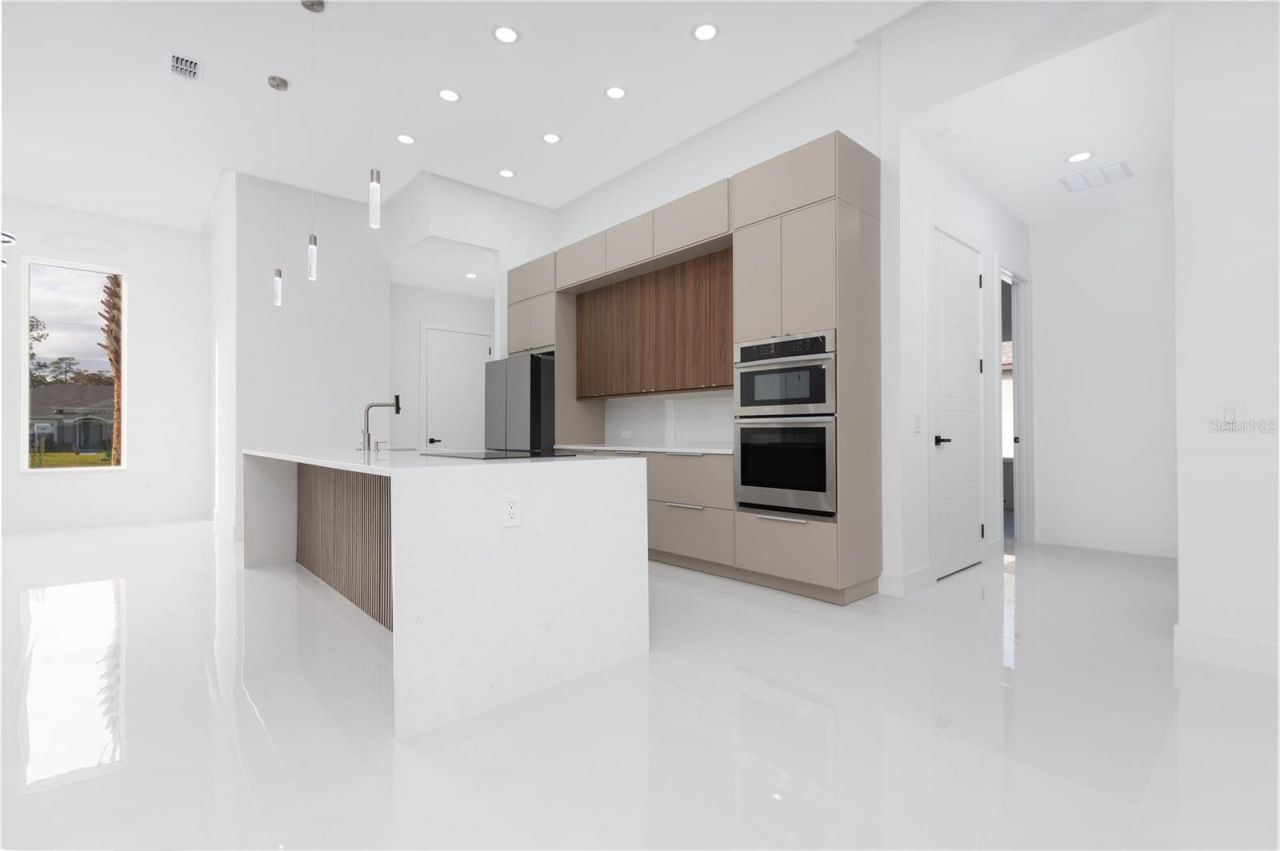 9 Edison Lane, Palm Coast, FL 32164 Photo