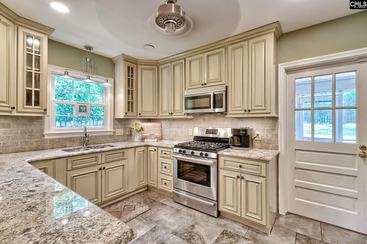 4721 Kilbourne Road Photo 13