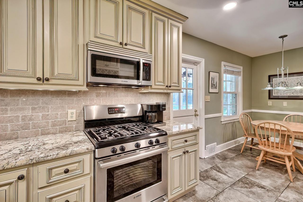 4721 Kilbourne Road Photo 15