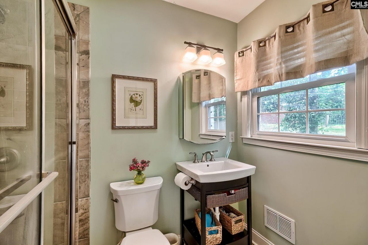 4721 Kilbourne Road Photo 27