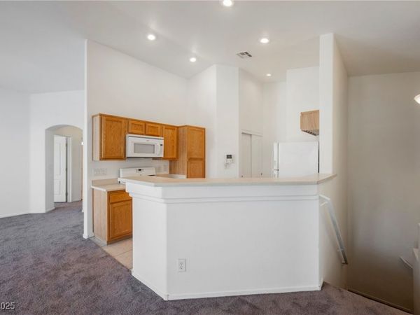 4847 Double Down Drive, Unit 101, Las Vegas, NV 89122