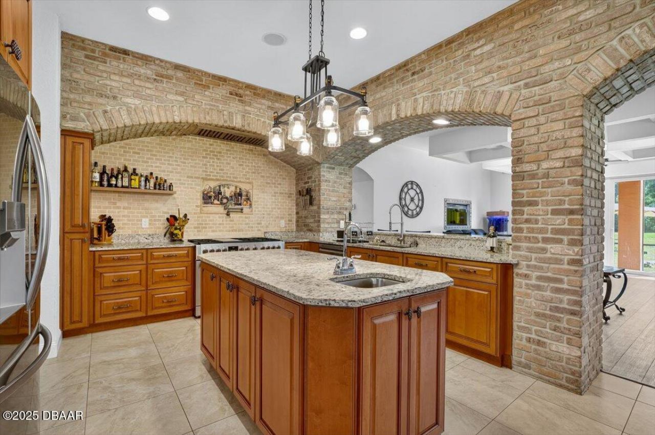 3344 S Ridgewood Avenue, Port Orange, FL 32129 Photo