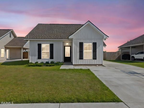 113 Hardwicke Court, Lafayette, LA 70507