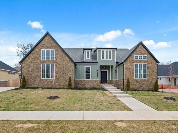 810 Greenhorn Street, Bentonville, AR 72712