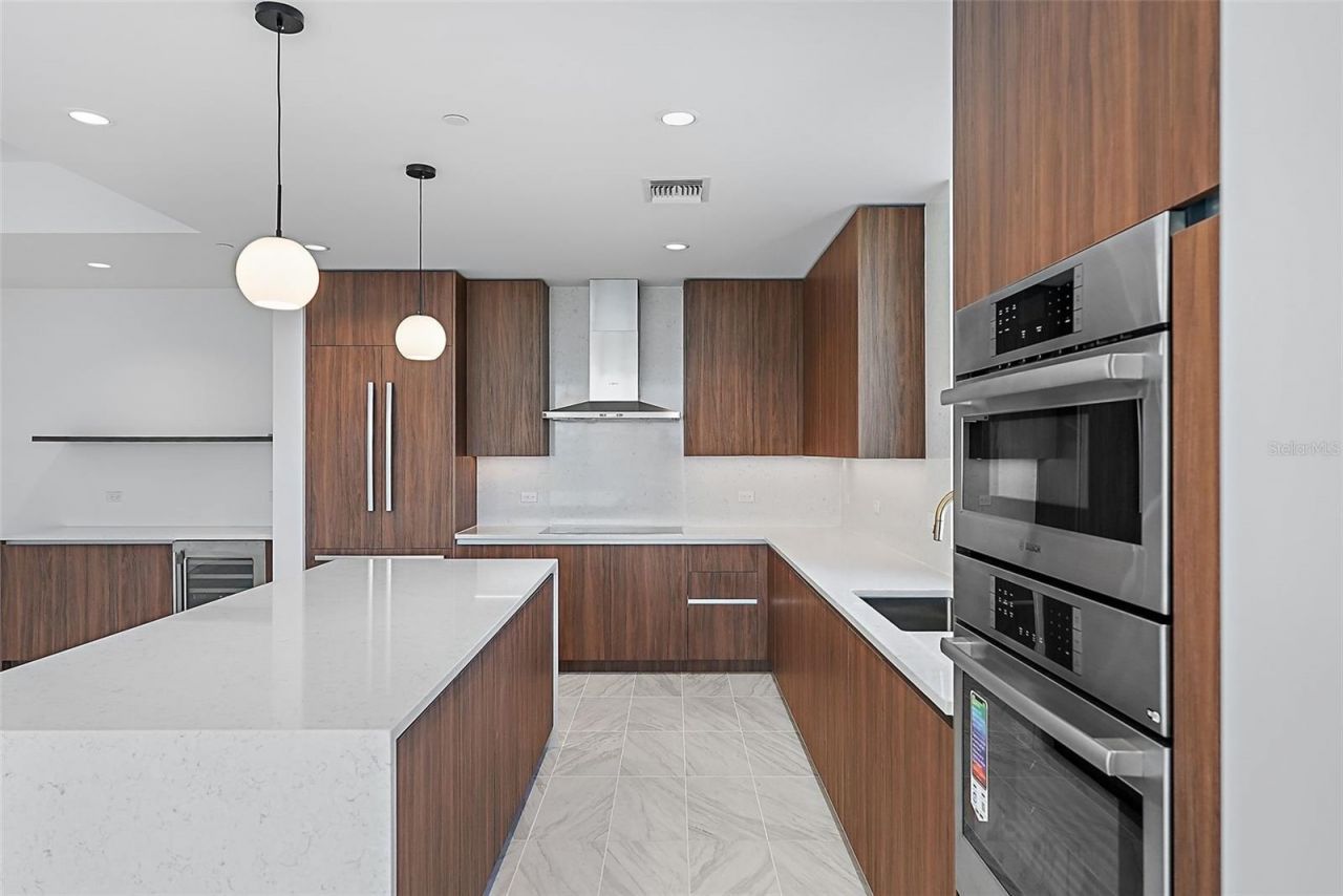 777 3rd Avenue N, Unit 1203, Saint Petersburg, FL 33701 Photo