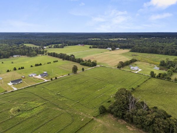 0 Hurt Loop, Mc Ewen, TN 37101