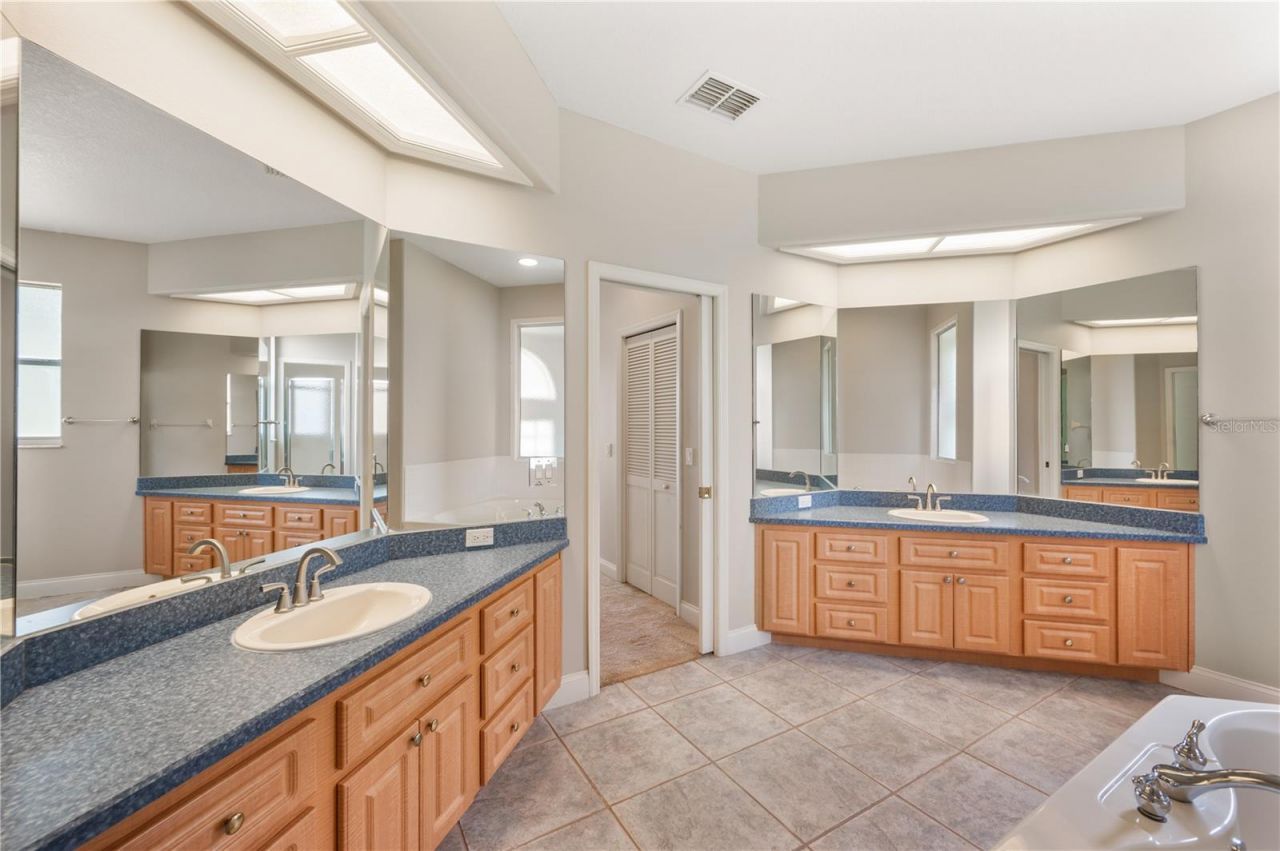 102 Bayberry Drive, Polk City, FL 33868 Photo