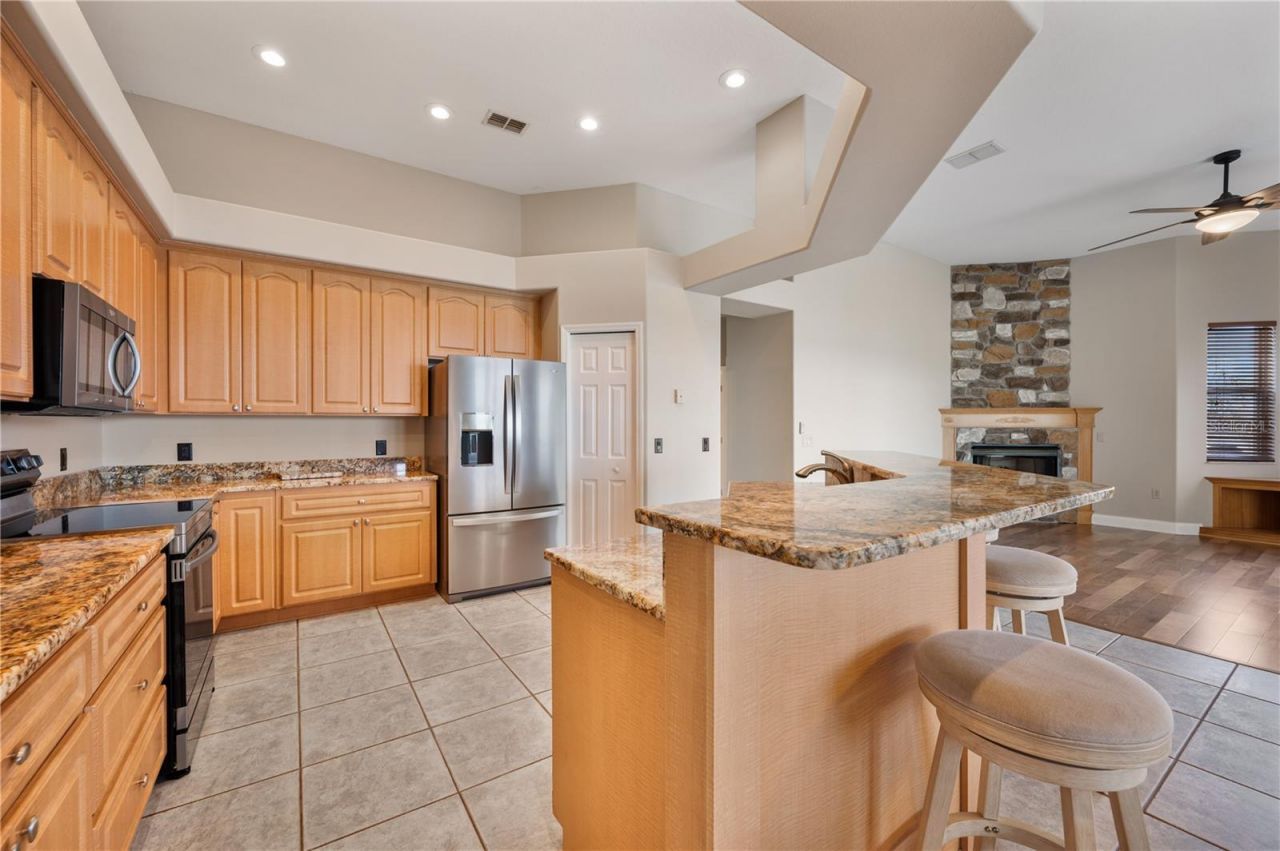 102 Bayberry Drive, Polk City, FL 33868 Photo