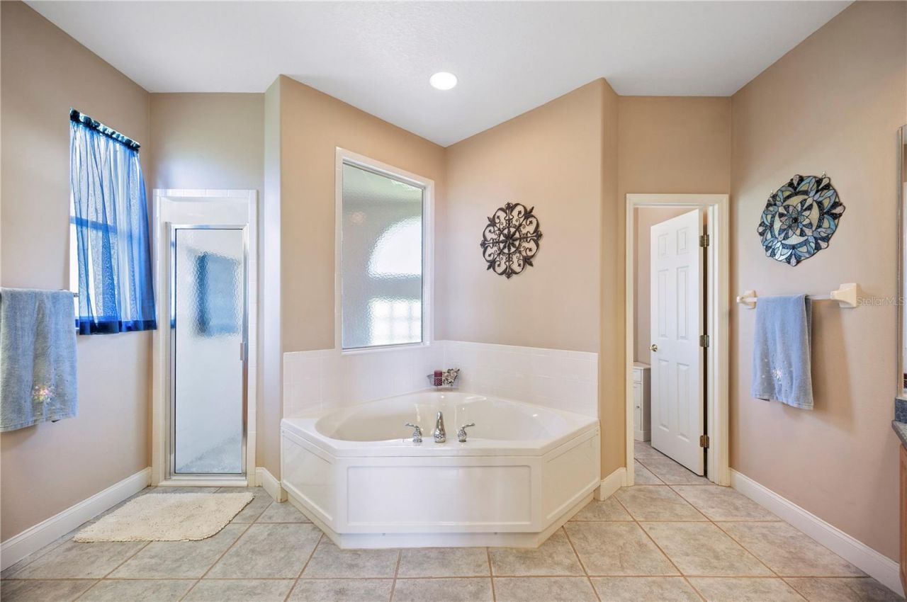 102 Bayberry Drive, Polk City, FL 33868 Photo