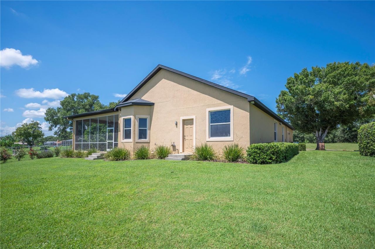 102 Bayberry Drive, Polk City, FL 33868 Photo